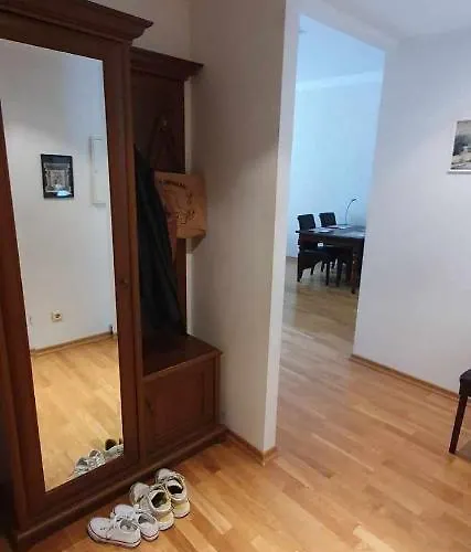 Cozy On The Town Hall Square Apartman *